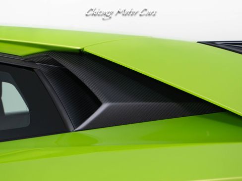 Used 2016 Lamborghini Aventador LP 750-4 Superveloce image 23