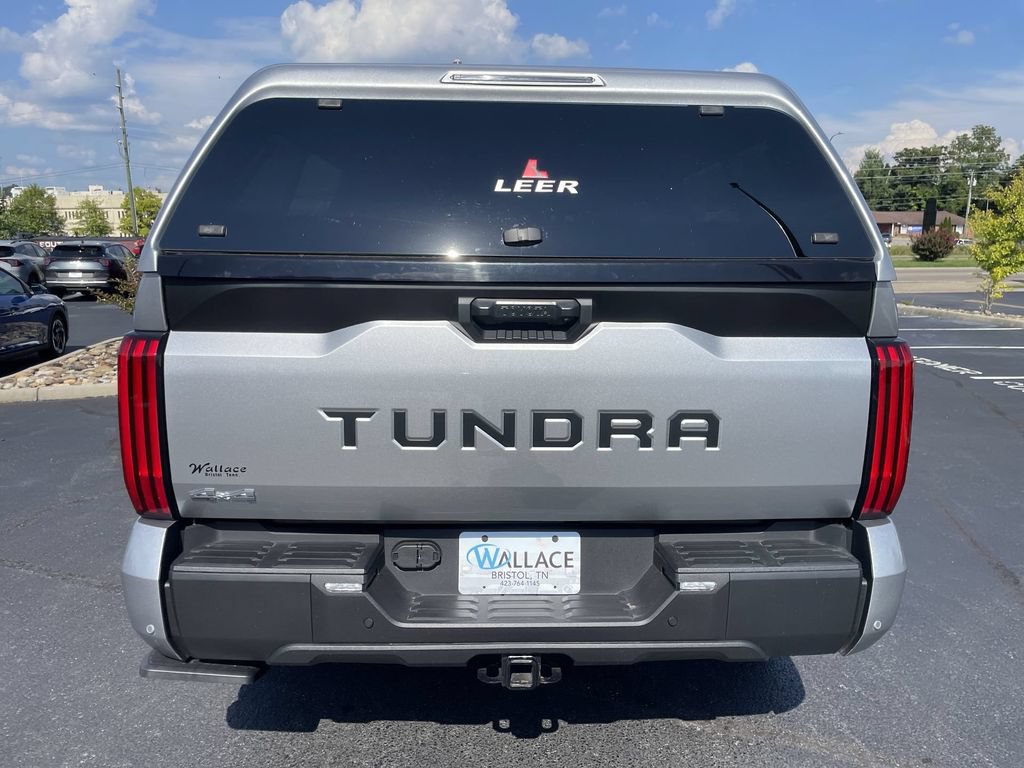 Used 2025 Toyota Tundra SR5 w/ SR5 Premium Package AWD/4WD image 5