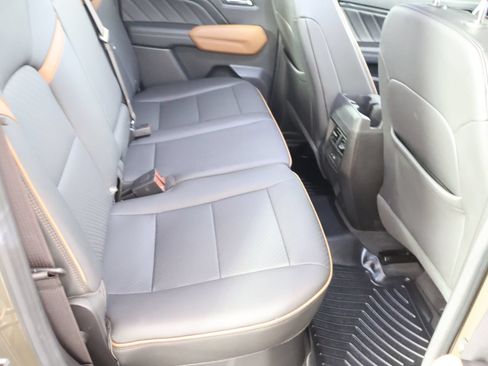 Used 2023 GMC Canyon AT4 w/ AT4 Premium Package AWD/4WD image 45