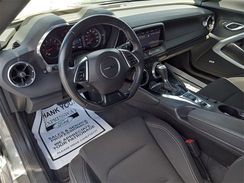 Used 2023 Chevrolet Camaro LT w/ Technology Package image 13