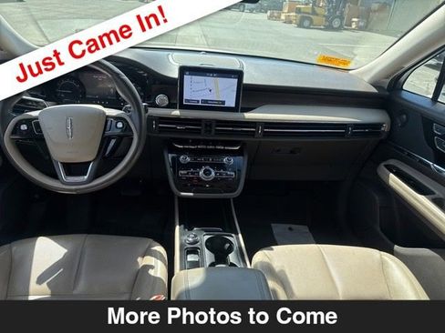 Used 2020 Lincoln Corsair Reserve image 10