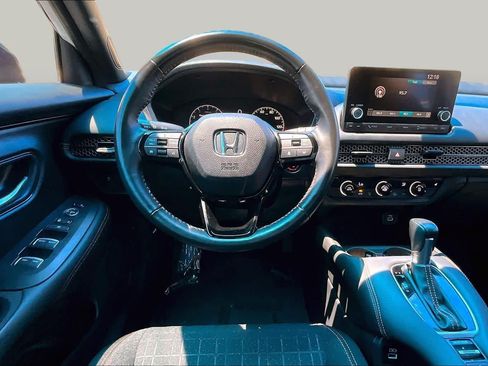 Used 2023 Honda HR-V Sport image 6