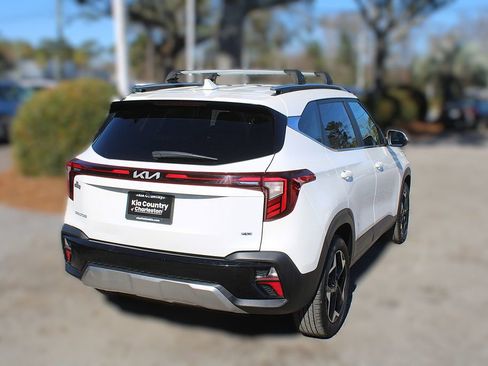 Certified 2024 Kia Seltos EX image 7
