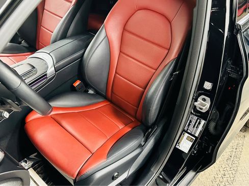 Used 2022 Mercedes-Benz GLC 300 4MATIC Coupe image 23