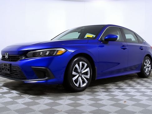 Used 2024 Honda Civic LX image 2