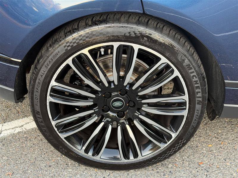 Used 2019 Land Rover Range Rover SV Autobiography Dynamic AWD/4WD image 18