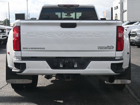 Used 2020 Chevrolet Silverado 3500 High Country image 14