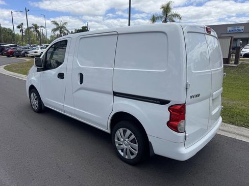 Used 2020 Nissan NV200 SV image 5