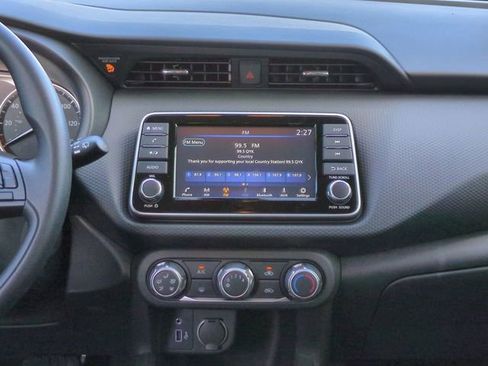 New 2025 Nissan Kicks Play S image 16