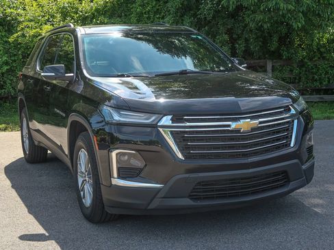 Used 2022 Chevrolet Traverse LT AWD/4WD image 6