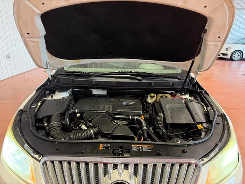 Used 2012 Buick LaCrosse Convenience FWD image 29