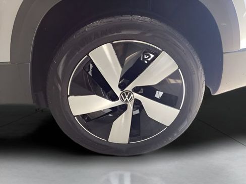 Certified 2024 Volkswagen Taos S AWD/4WD image 24