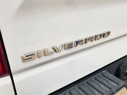 Used 2023 Chevrolet Silverado 1500 LT image 8