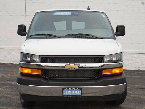 Certified 2025 Chevrolet Express 3500 w/ Driver Convenience Package image 5