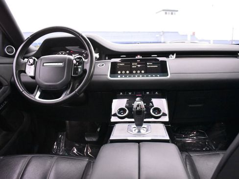 Used 2020 Land Rover Range Rover Evoque SE image 2