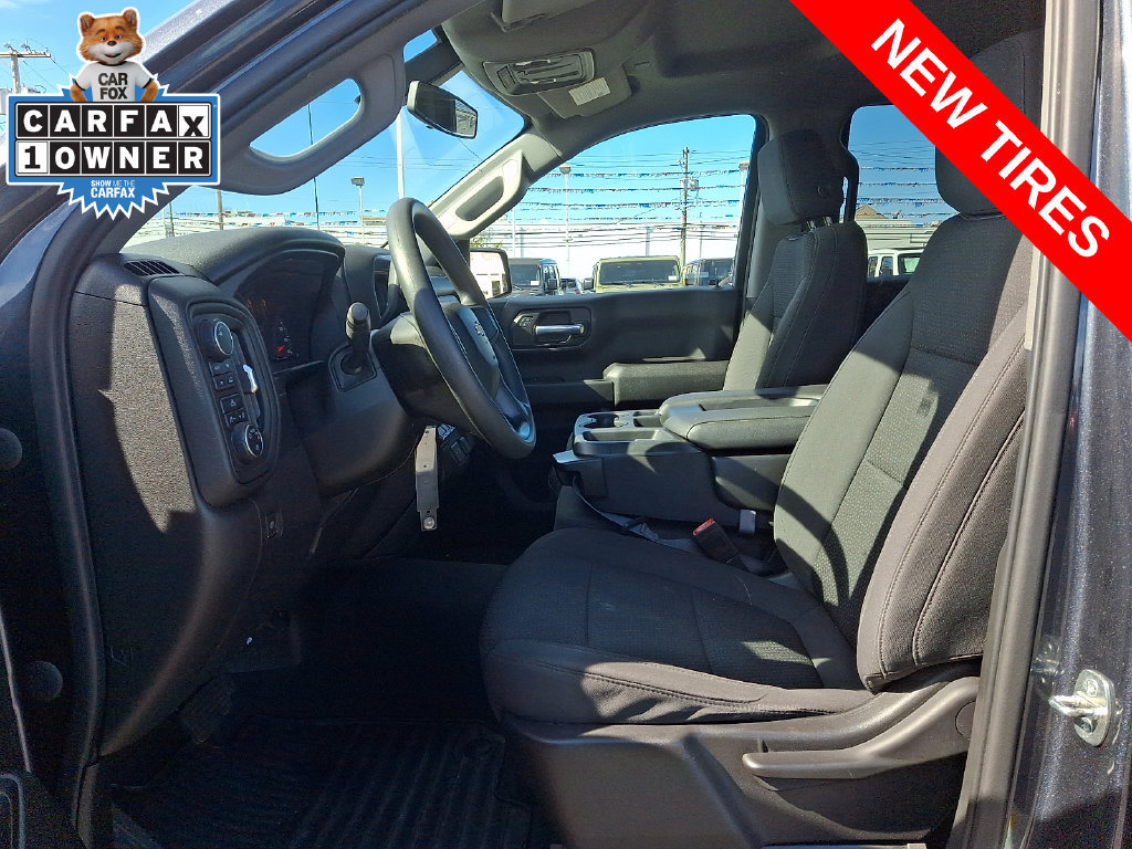 Used 2021 Chevrolet Silverado 1500 Custom w/ LPO, Dark Essentials Package AWD/4WD image 13