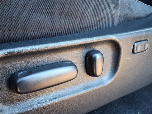 Used 2022 Toyota Tacoma TRD Sport image 15