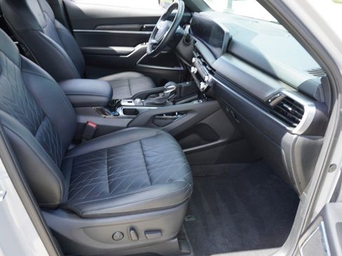 Used 2024 Kia Telluride SX X-Line image 11