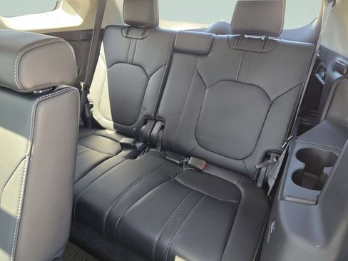 Certified 2025 Honda Pilot Elite image 33