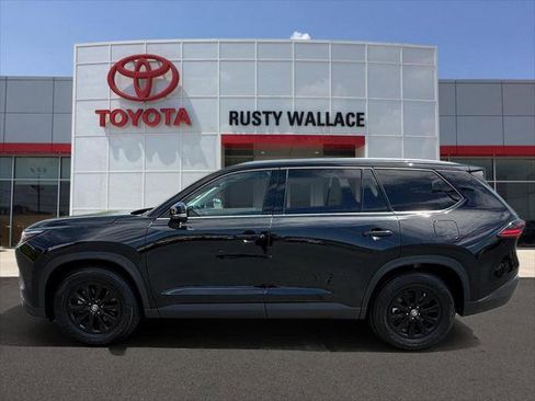 Certified 2025 Toyota Grand Highlander AWD image 1