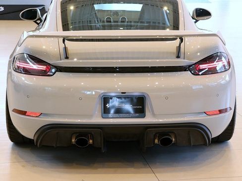 Used 2020 Porsche 718 Cayman GT4 image 33