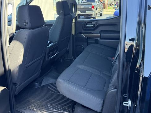 Used 2022 Chevrolet Silverado 1500 LT Trail Boss w/ Bed Protection Package image 15