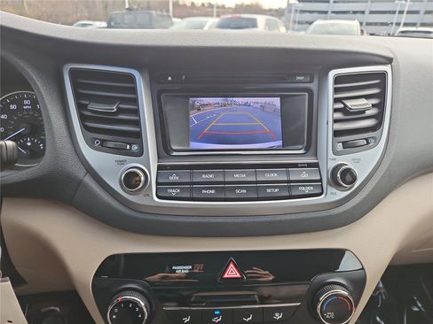 Used 2016 Hyundai Tucson SE w/ Option Group 02 image 21