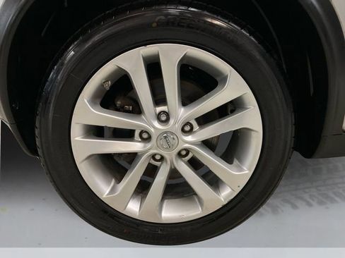 Used 2011 Nissan Juke SV image 19