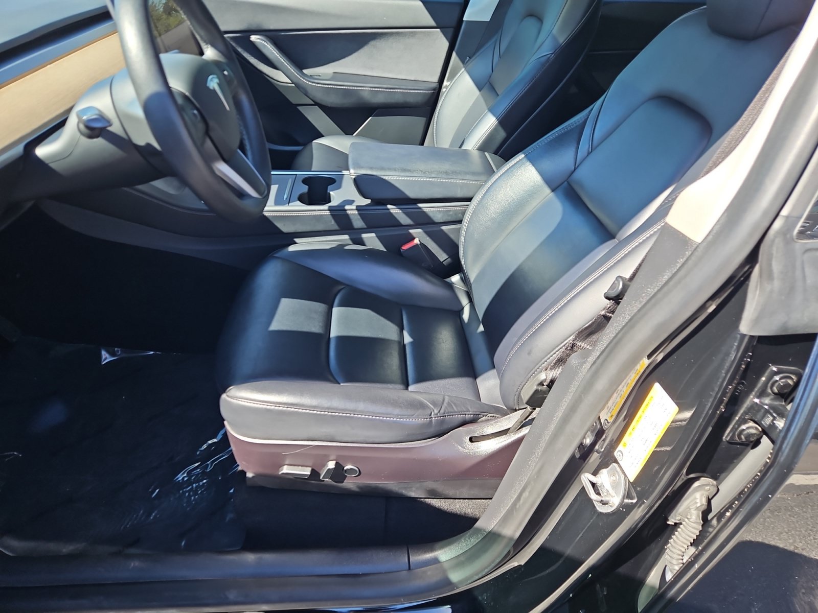 Used 2021 Tesla Model Y Long Range AWD/4WD image 9