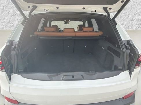 Used 2025 BMW X5 xDrive40i image 12