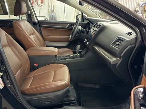 Used 2018 Subaru Outback 3.6R Touring w/ Popular Package #3 image 20