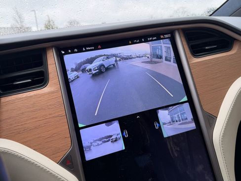 Used 2020 Tesla Model X Performance image 47