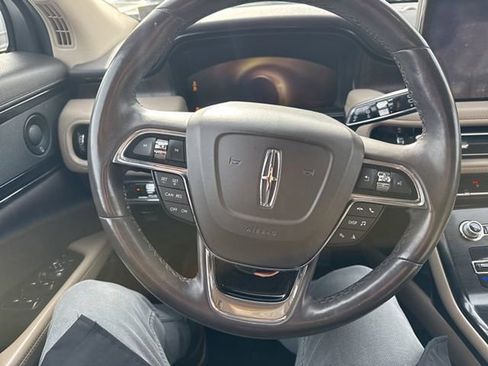 Used 2021 Lincoln Nautilus Reserve image 17