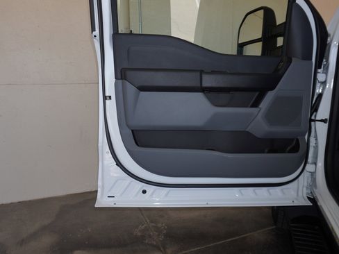 New 2026 Ford F550 4x4 Regular Cab Super Duty image 27