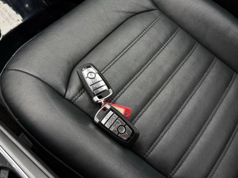 Used 2018 Ford Fusion SE w/ Equipment Group 602A FWD image 36