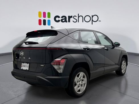 Used 2024 Hyundai Kona SE image 5