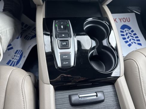 Used 2019 Honda Pilot Touring image 30