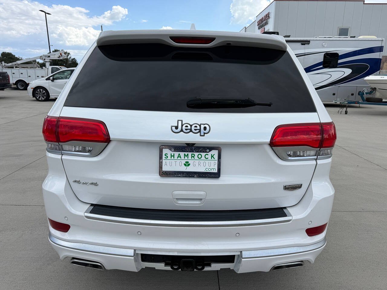 Used 2016 Jeep Grand Cherokee Summit w/ Platinum Series Group AWD/4WD image 4