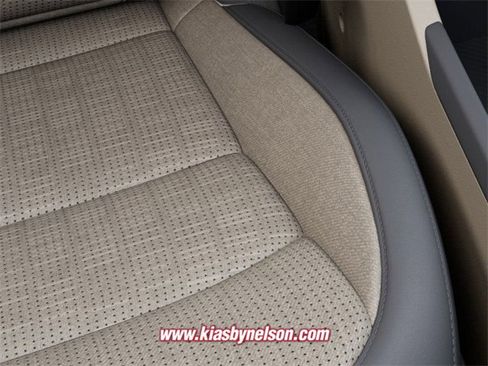 New 2025 Kia Niro Wave w/ Wave Preserve Package image 24