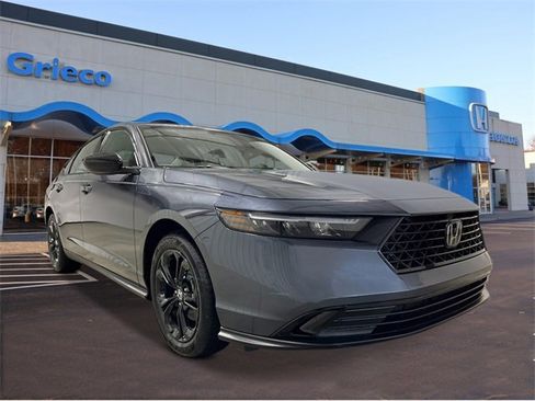 New 2025 Honda Accord SE image 8