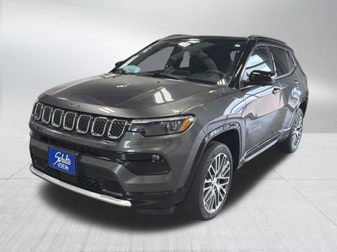 Used 2023 Jeep Compass Limited w/ Elite Group AWD/4WD image 3