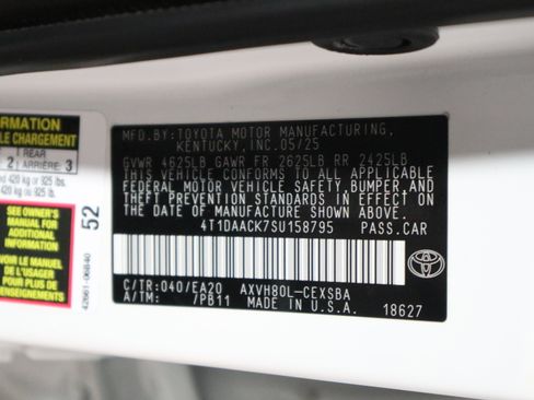 Used 2025 Toyota Camry SE w/ Convenience Package FWD image 37