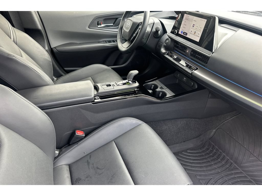 Certified 2023 Toyota Prius XLE AWD/4WD image 17