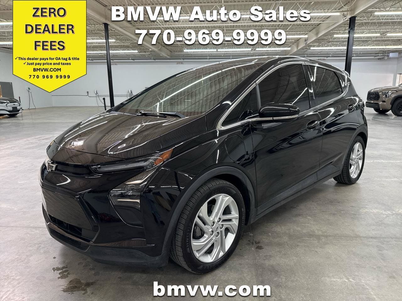 Used 2023 Chevrolet Bolt LT FWD image 1