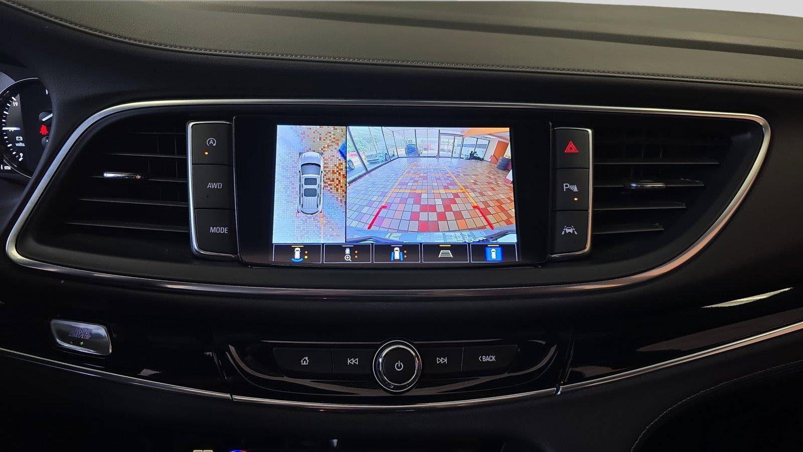 Used 2024 Buick Enclave Avenir w/ Avenir Technology Package AWD/4WD image 23
