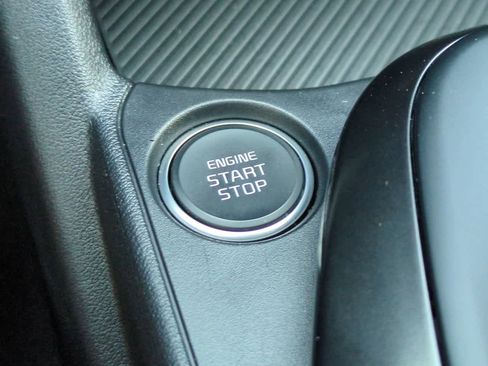 Used 2025 Kia K4 FWD image 25