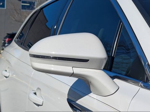 Used 2022 Lincoln Nautilus FWD image 12