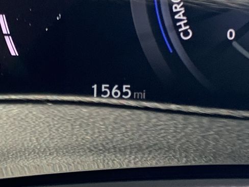 Used 2025 Lexus NX 450h+ AWD w/ Luxury Package image 22