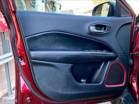 Used 2021 Jeep Compass Trailhawk image 21