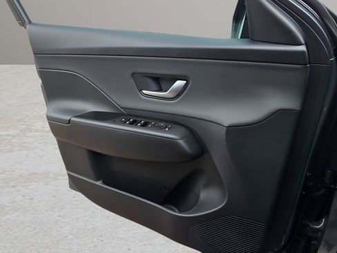 New 2026 Hyundai Kona SEL Premium image 17